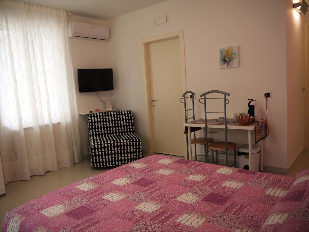 Sweet Dreams Bed & Breakfast Pescara Ngoại thất bức ảnh